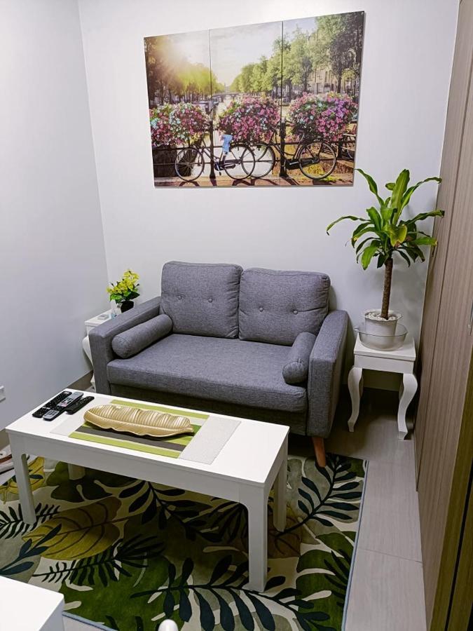 Home Away From Home Manila Exterior foto