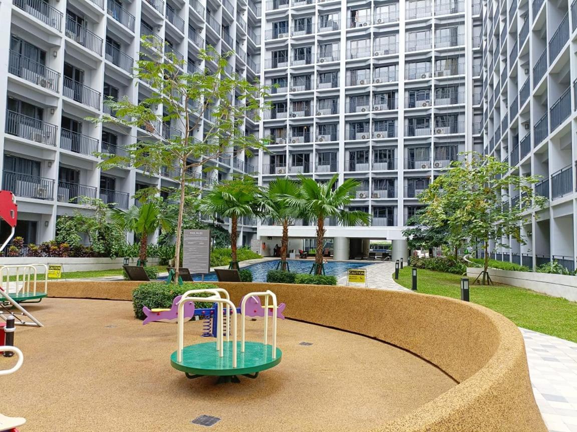 Home Away From Home Manila Exterior foto